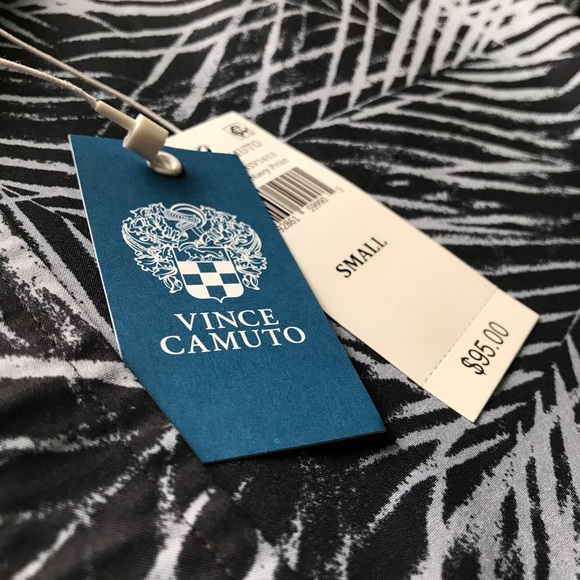 Vince Camuto Floral Shirt (S/M) - Picture 8 of 8